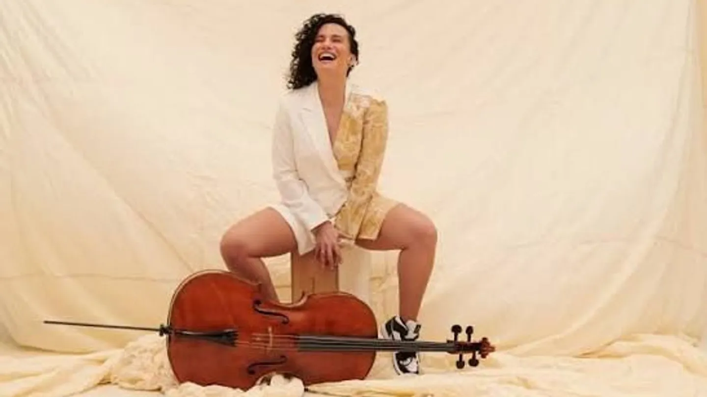 Dünyaca Ünlü Çellist Nesrine İzmir’e Geliyor! İlk Konser İçin Tarih Belli Oldu