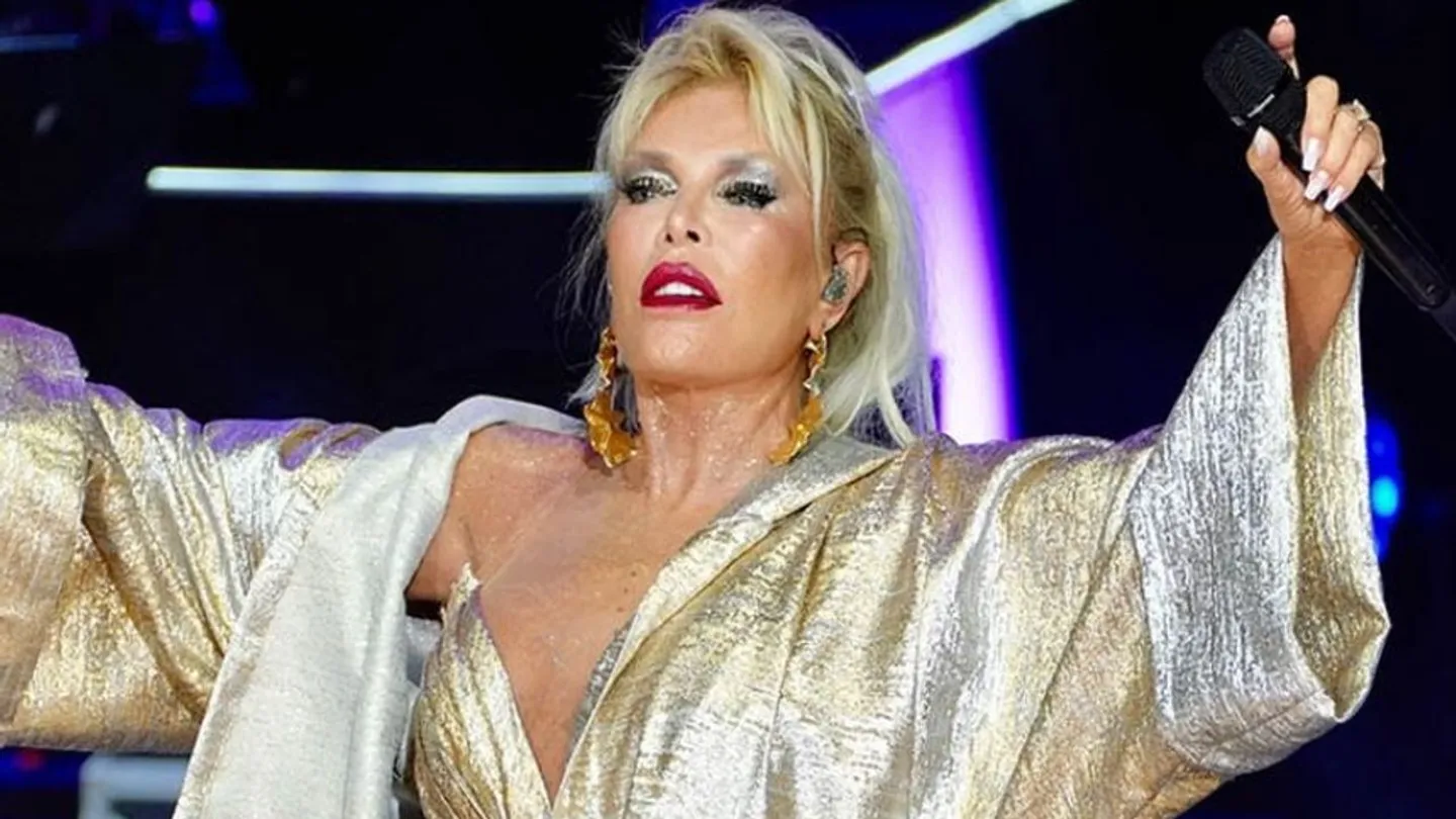 Ajda Pekkan’ın Gençlik Sırrı Ortaya Çıktı! 25 Bin Dolarlık İksir İddiasına Kahkahalı Yanıt