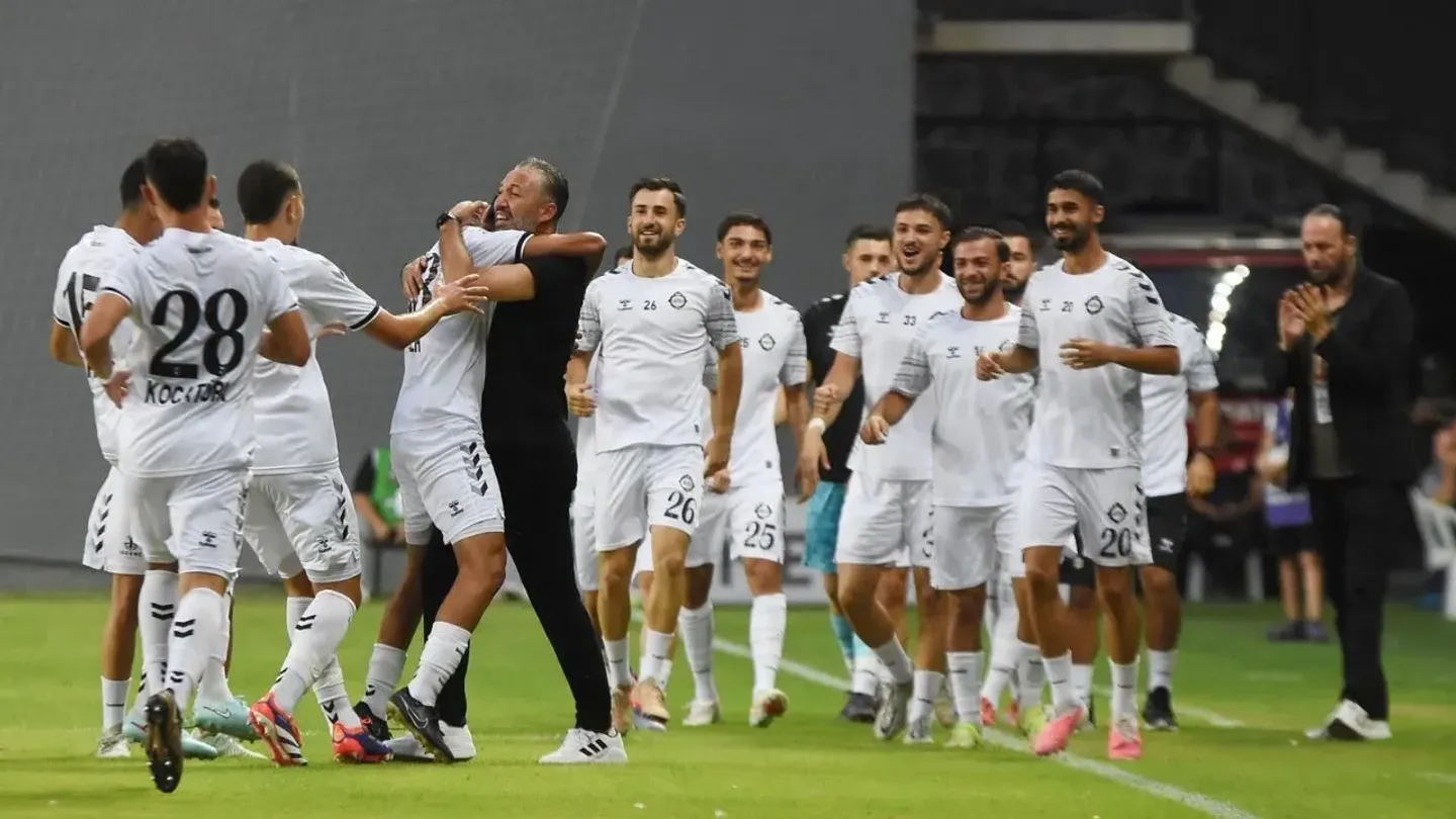 İzmir derbisinde kazanan Altay! Bucaspor 1928’i 2-1 mağlup etti