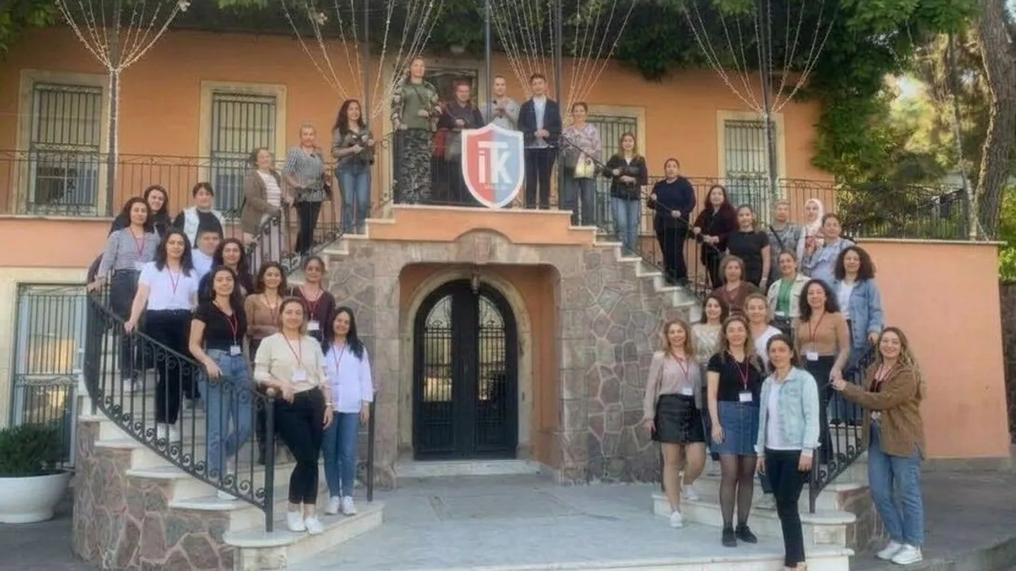Narlıdere’den anlamlı proje: Özel gereksinimli çocuklar ve kadınlar İzmir’i keşfetti