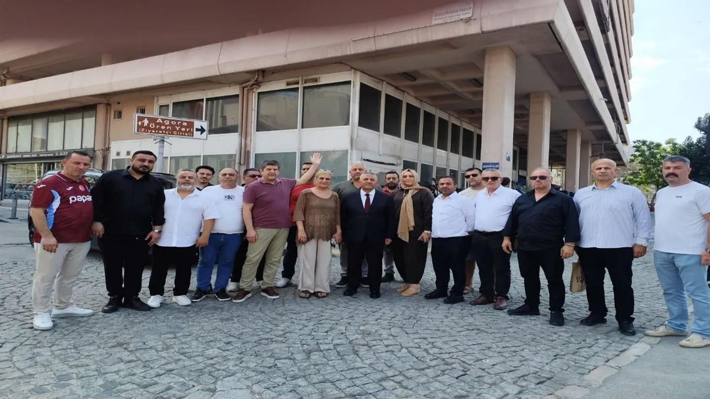 MHP’li Şahin’den Kemeraltı çıkışı: “15 bin esnaf mağdur, otopark yeniden açılmalı”