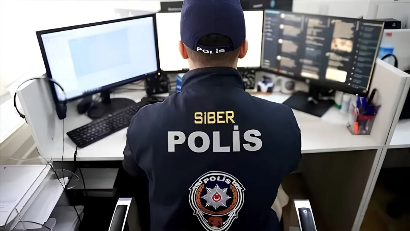 İzmir dahil 13 ilde dev siber operasyonu: 127 şüpheli yakalandı, 86'sı tutuklandı
