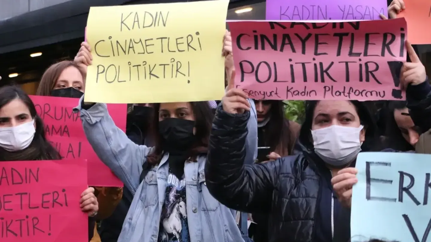 İzmir’de Kadın Cinayeti: Ebru Serep 6 Günlük Yaşam Mücadelesini Kaybetti