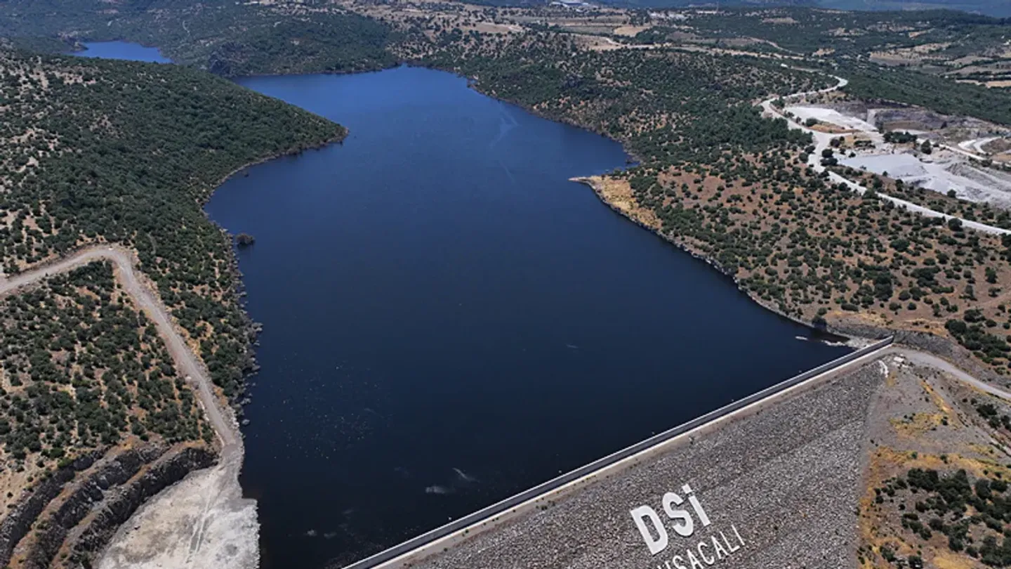 İzmir'de dev barajdan ilk su verildi! İzmir'de verimi katlayacak hamle
