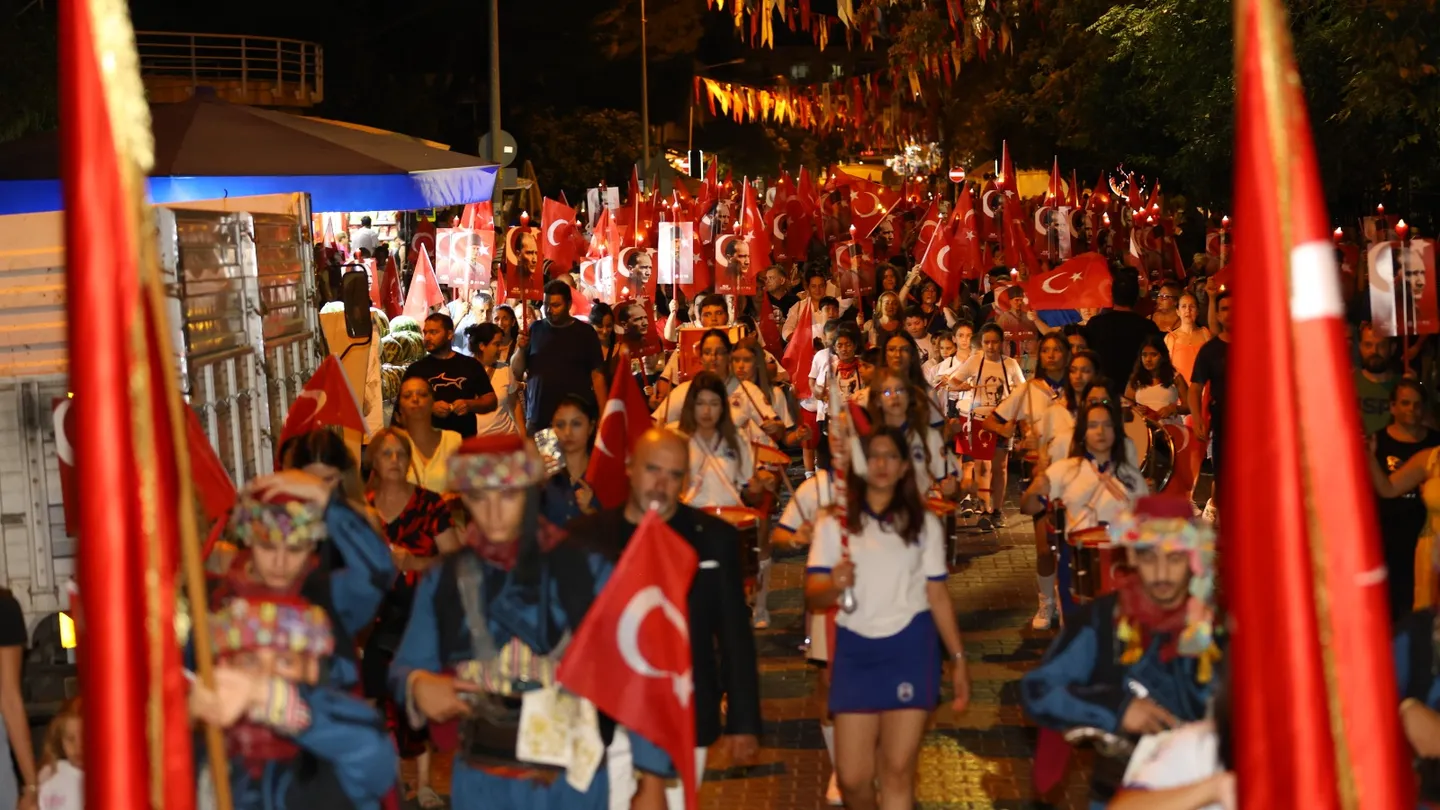 Efes Selçuk’ta 30 Ağustos coşkusu: Fener alayı ve Eliz Band sahne alacak