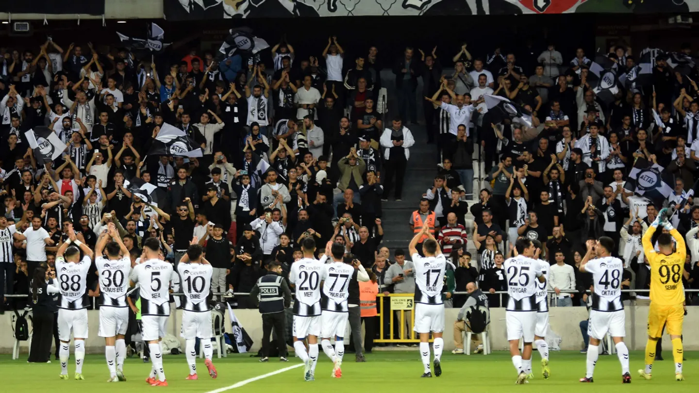 Altay'da kritik ödeme hamlesi: 4 futbolcu takımda kaldı