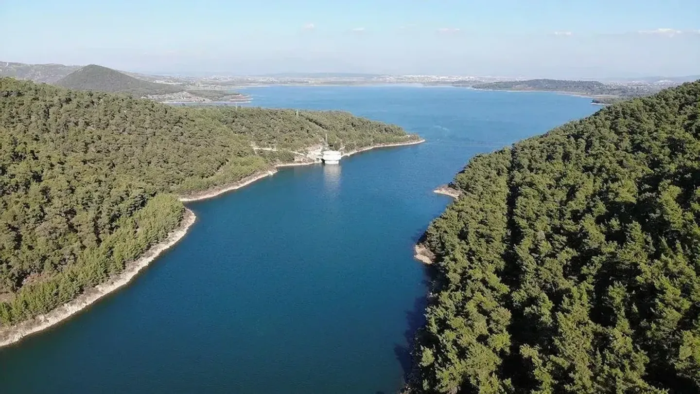 İzmir'de Alarm Zilleri Çalıyor: İZSU 21 Temmuz Verilerini Açıkladı, Barajlardaki Su Seviyesi Yürekleri Ağza Getirdi!