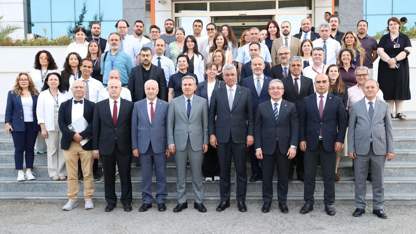 Sağlık Bakanı Memişoğlu’ndan Dokuz Eylül Üniversitesi’ne ziyaret