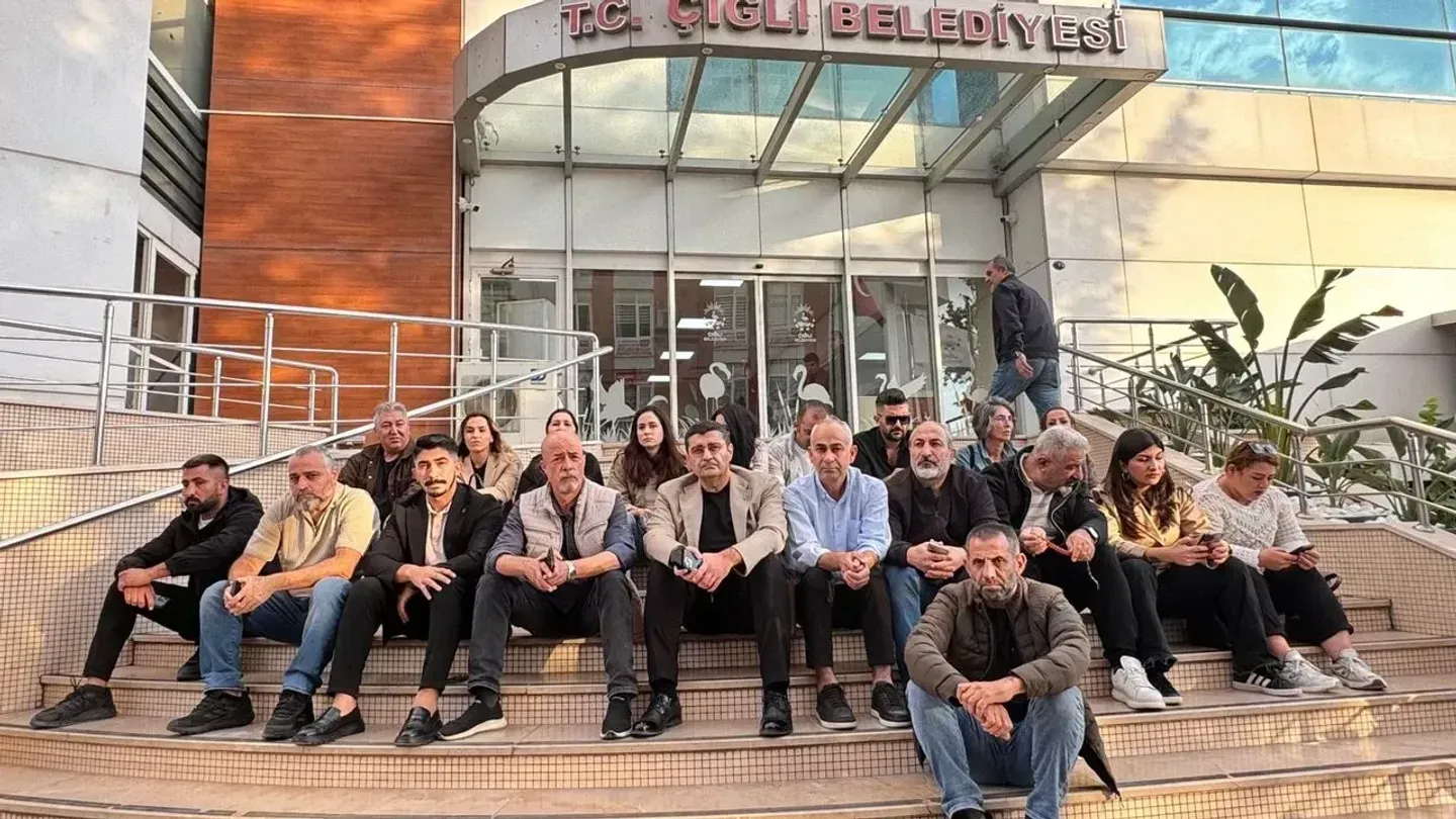 Çiğli’de Onur Emrah Yıldız gerilimi: CHP’den belediye önünde eylem kararı