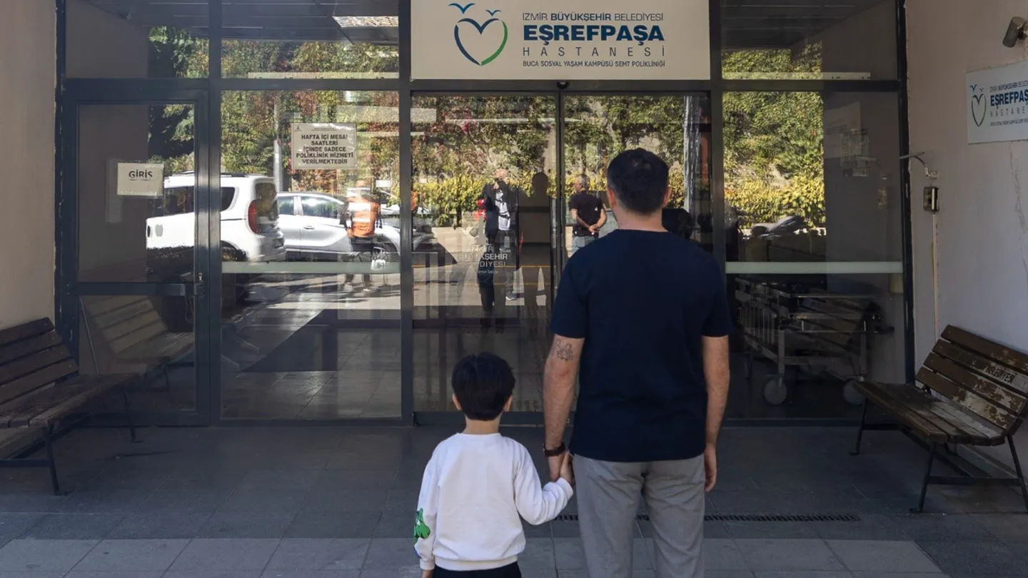 Buca’da Sağlık Hizmeti Kolaylaşıyor! Eşrefpaşa Polikliniğinde Günde 120 Hastaya Fizik Tedavi