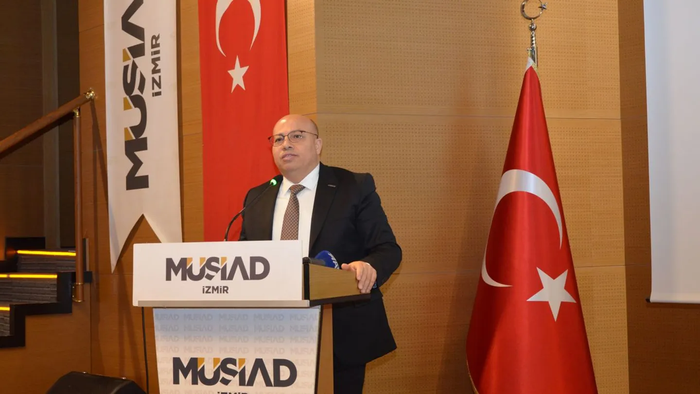 MÜSİAD İzmir Başkanı Temur’dan 15 Temmuz Mesajı: "Sadece Darbe Değil, Bir İşgal Teşebbüsüydü"