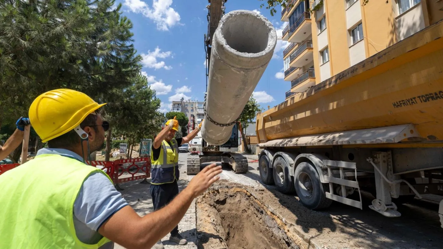 İzmir'in kuzeyinde altyapıya 750 milyon liralık yatırım