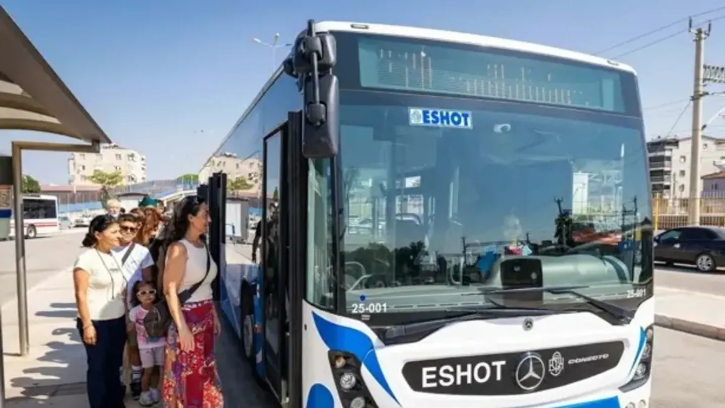 Torbalı’dan Pamucak’a Ulaşım Kolaylaştı! ESHOT Seferleri Uzattı, Yol 30 Dakikaya İndi