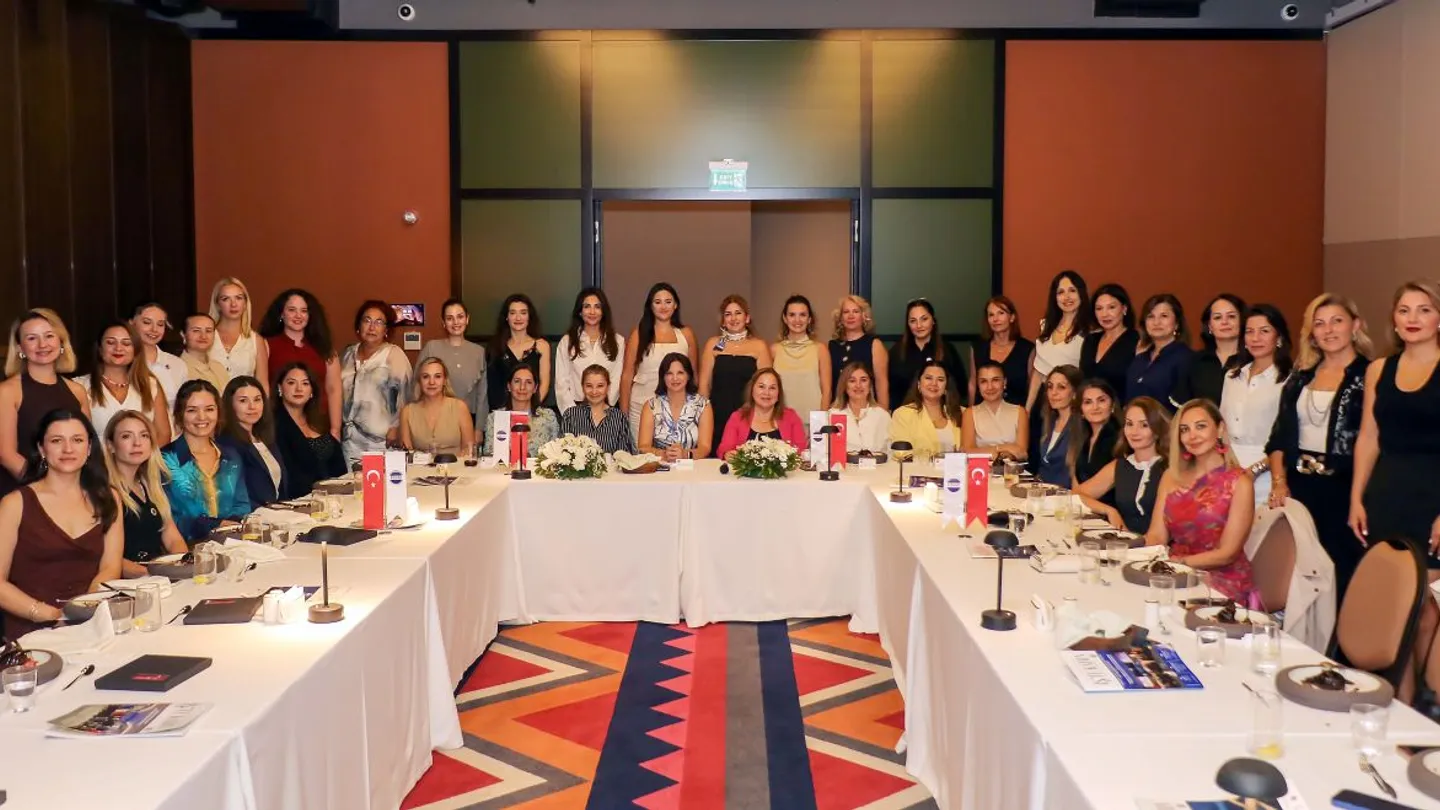 İZİKAD yeni döneme hazırlanıyor: Kadın girişimciler için güçlü proje hamlesi