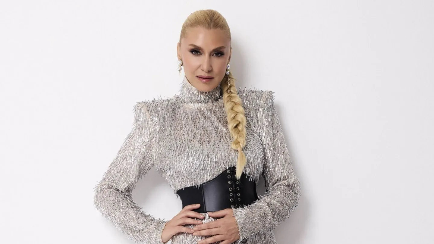 Zeynep Mansur’dan Yeni Şarkı: “Di Mi?” ile Modern Aşklara Eğlenceli Gönderme