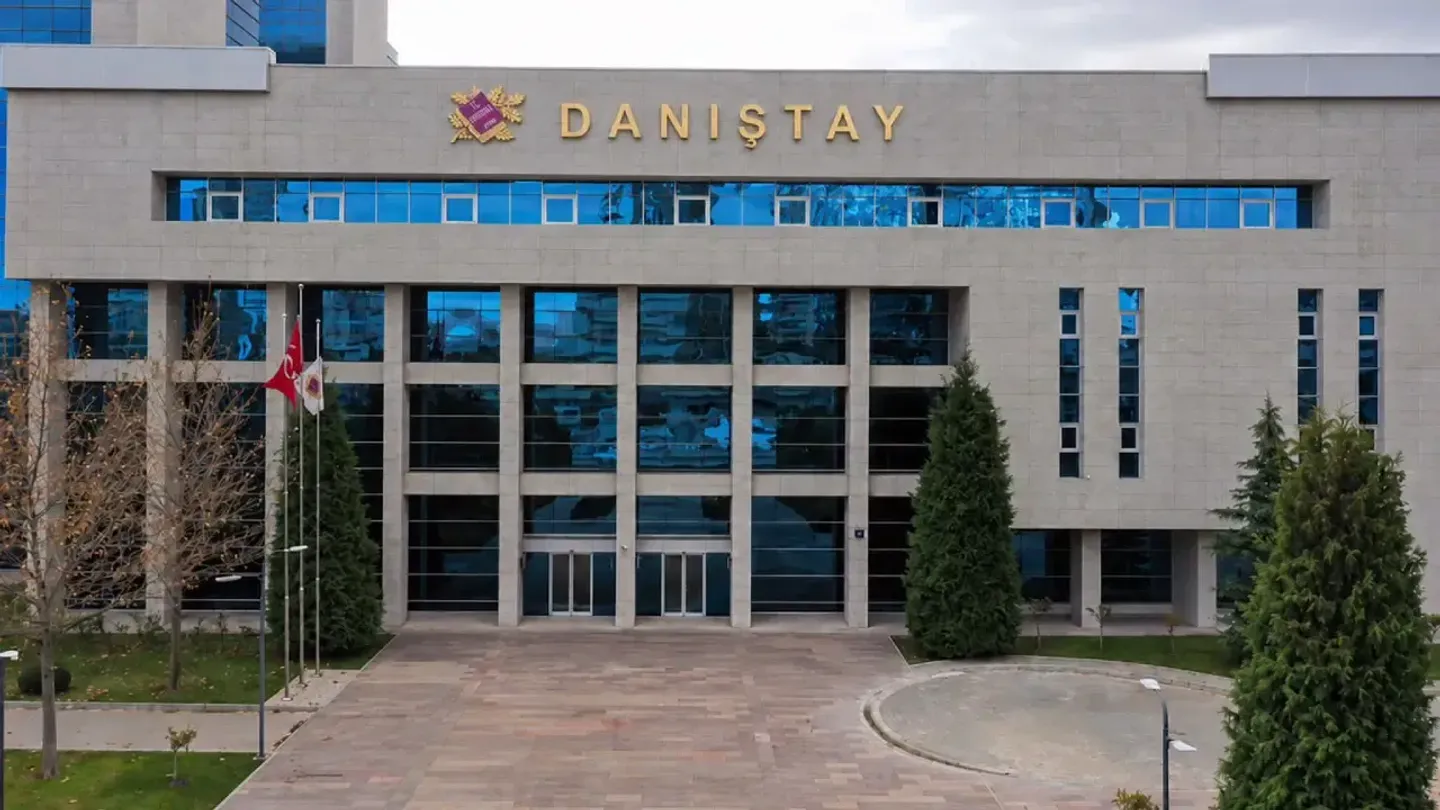 Danıştay’dan Öğrencilere Emsal Karar! Disiplin Cezaları Ömür Boyu Sicilde Kalamayacak