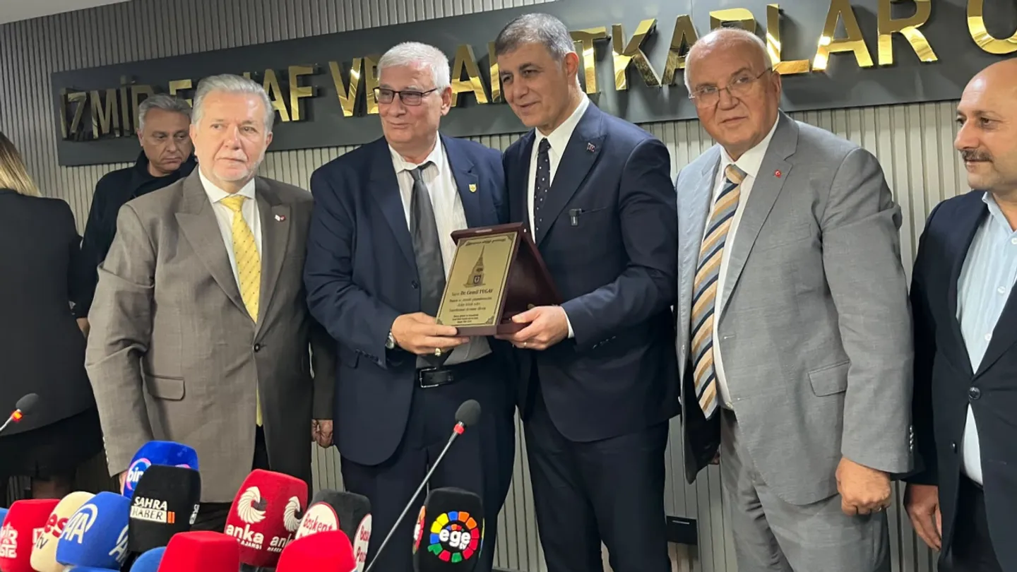 İzmir’de Su Faturalarında İndirim Müjdesi! Cemil Tugay Tarihi Açıkladı