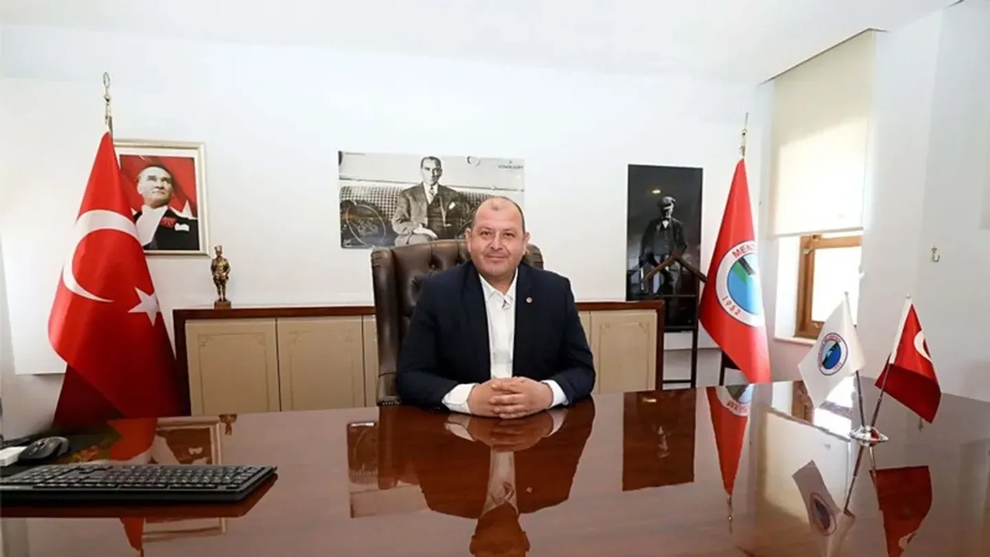 Menderes’te Kritik Gelişme! Başkan İlkay Çiçek Görevden Uzaklaştırıldı