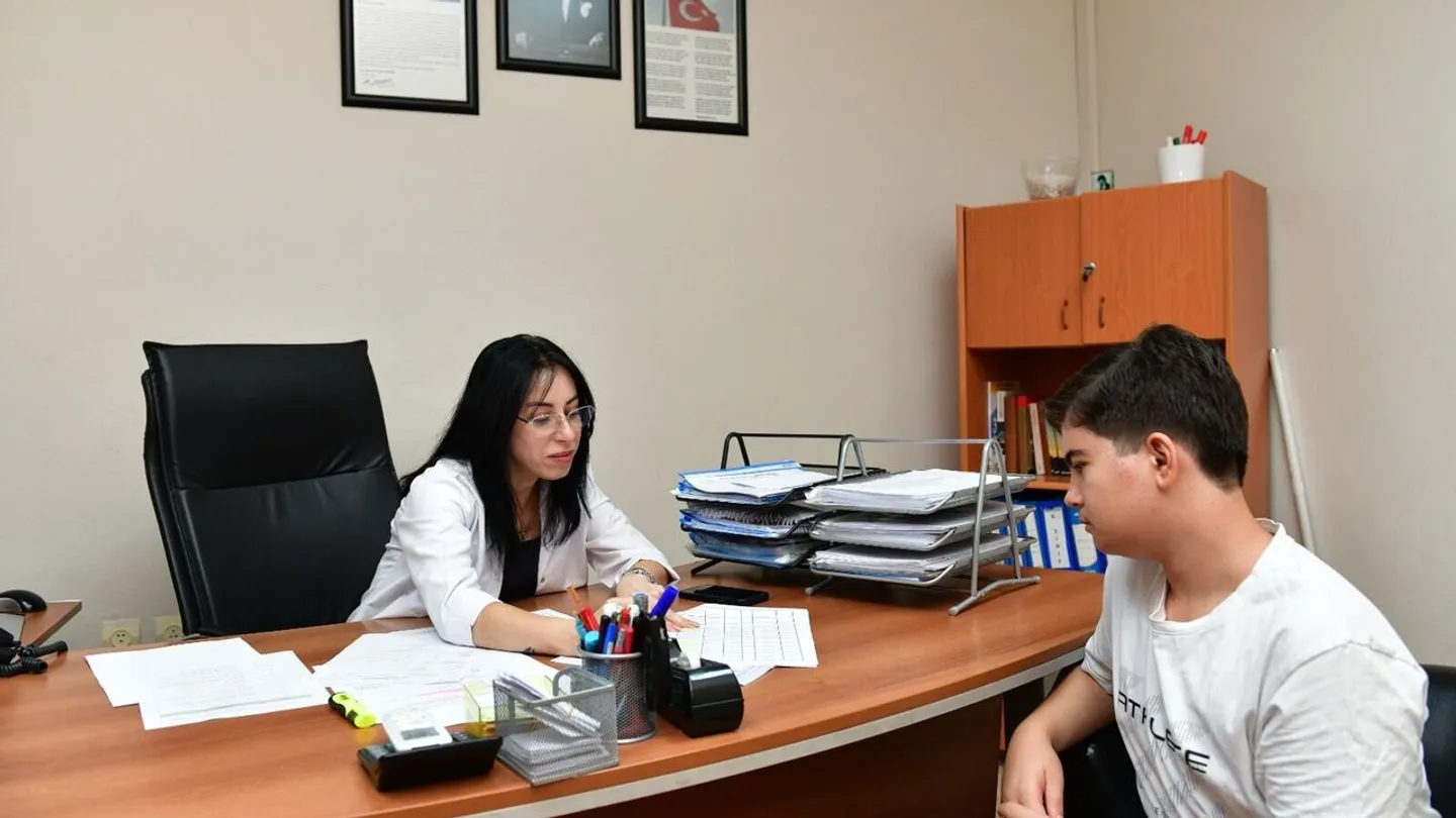 Çiğli Belediyesi’nden YKS Adaylarına Büyük Destek: Ücretsiz Tercih Danışmanlığı Başladı!
