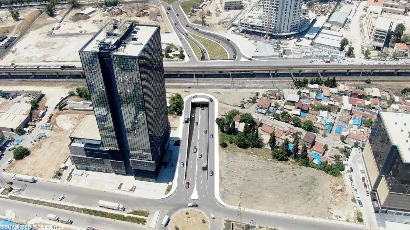 İzmir'de Mürselpaşa Alt Geçidi Projesi'nde kritik aşama! Gövde kazısı başladı