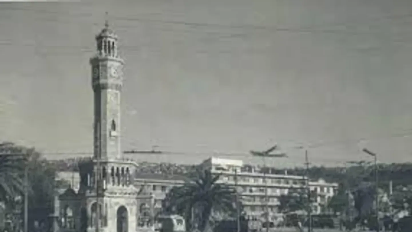 İzmir’in zamana meydan okuyan simgesi: Saat Kulesi