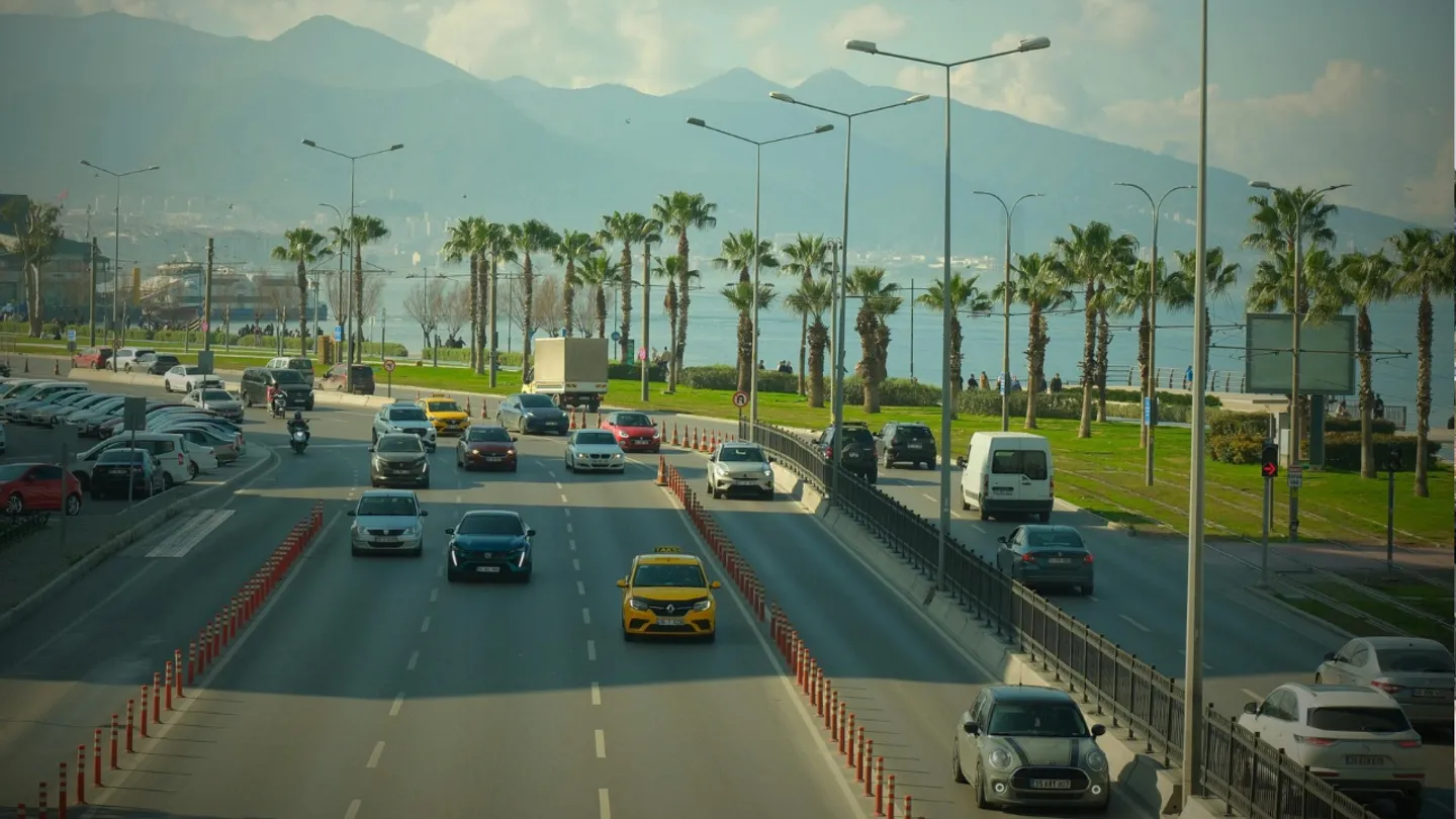İzmir’de 9 Eylül alarmı: Konak’ta bazı yollar saatlerce trafiğe kapanacak
