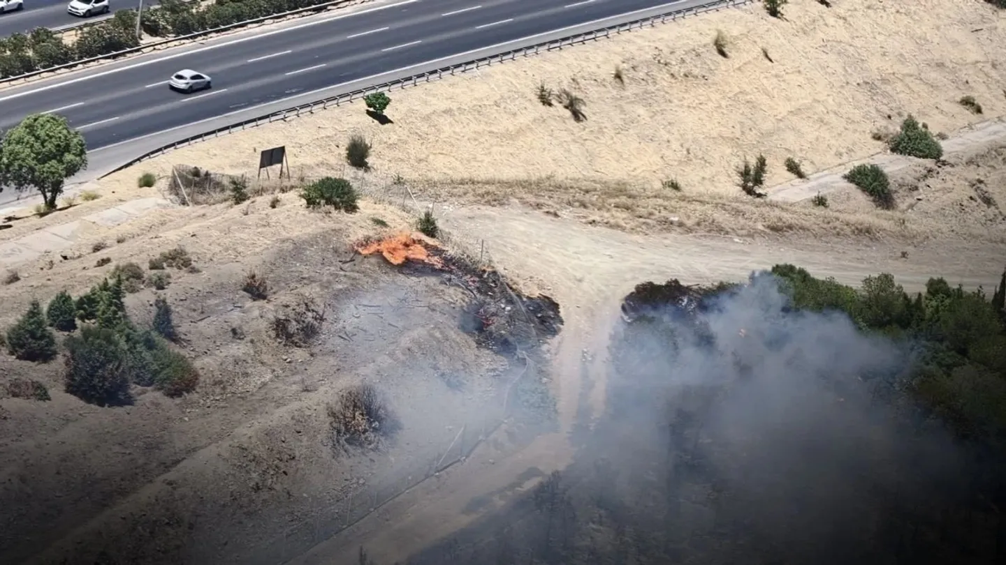İzmir Çevre Yolunda Korkutan Yangın: Ekiplerin Jet Müdahalesi Facianın Önüne Geçti