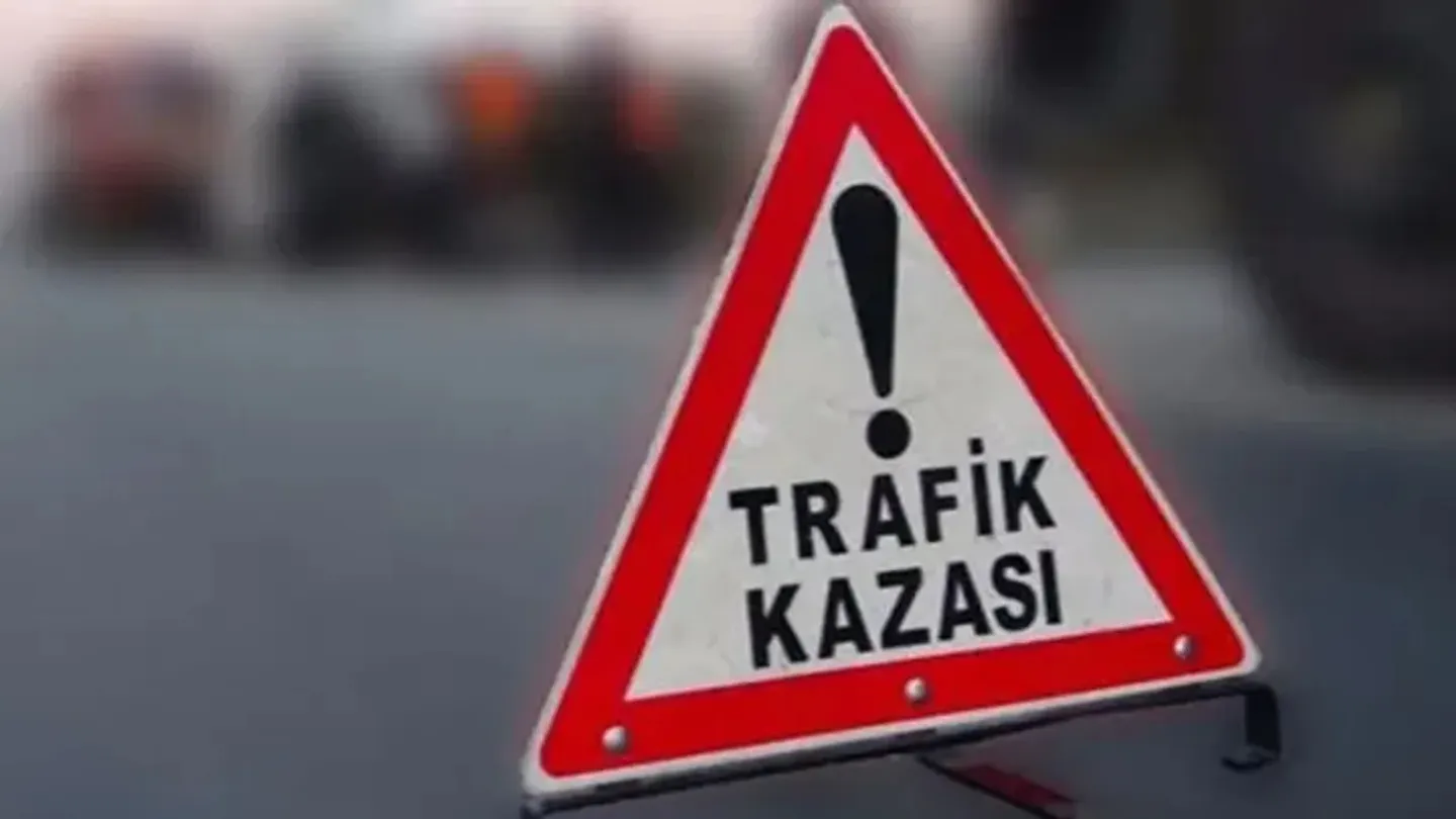 Ödemiş’te motosiklet ve elektrikli bisiklet çarpıştı: 1 yaralı