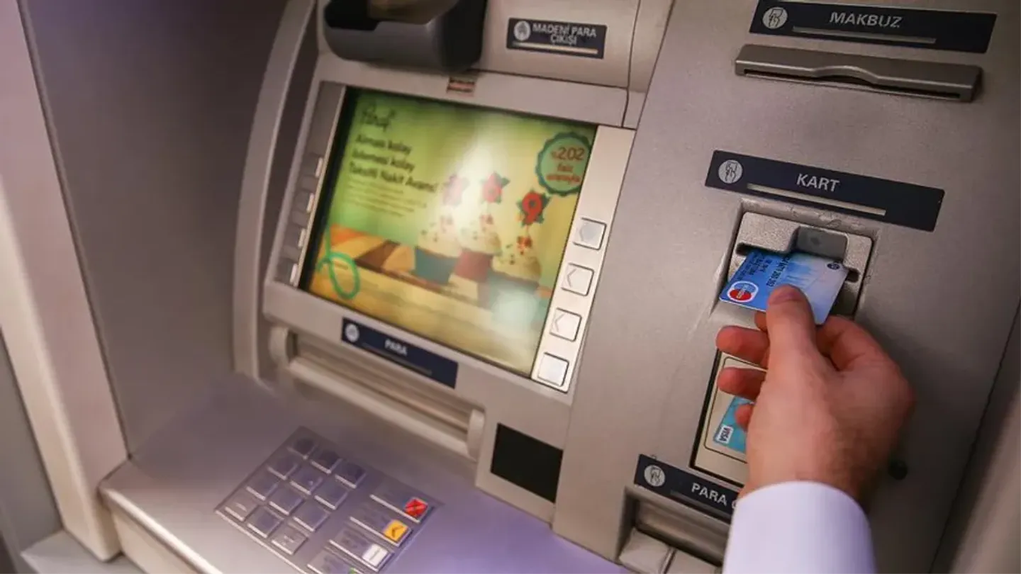 Bankalardan yeni altın uygulaması: ATM’lerden gram altın dönemi başladı