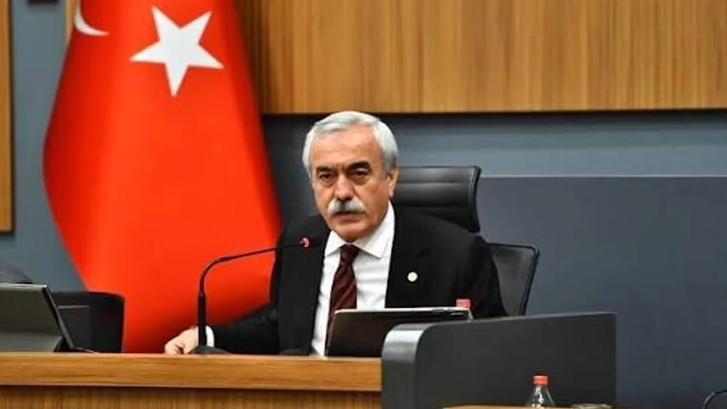 İzmir Büyükşehir Meclisi’nde başkan vekilliği yarışı: YENİ Parti’nin adayı Altan İnanç