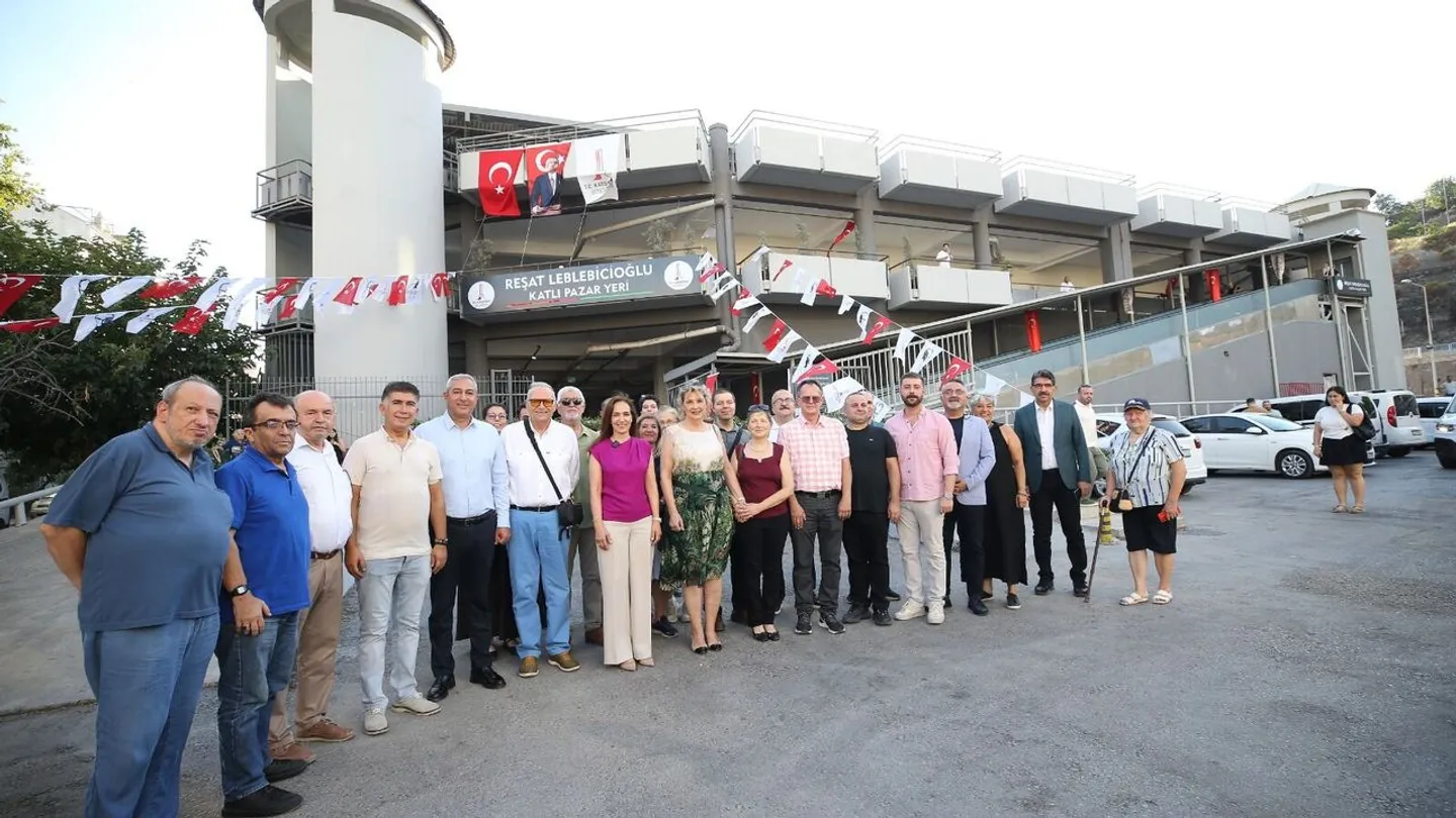 Karşıyaka’da vefa örneği: Reşat Leblebicioğlu’nun adı hizmet tesisinde yaşayacak