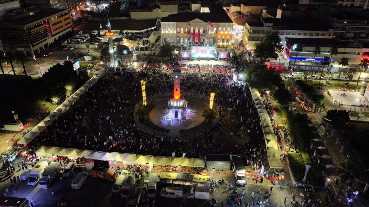 İzmir'de 15 Temmuz Anma Programı Belli Oldu: Etkinlikler Gün Boyu Sürecek