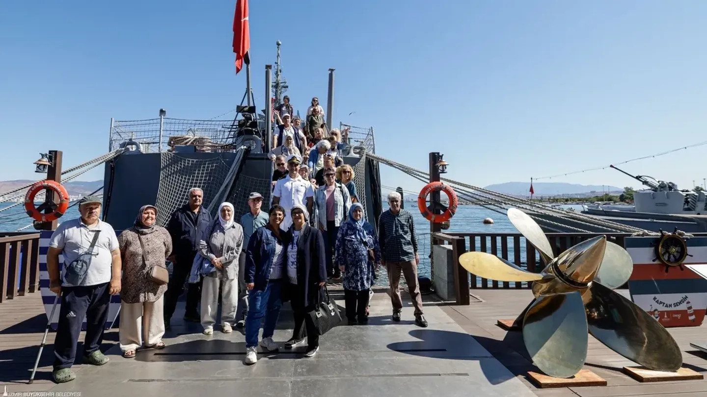 İzmir’de emeklilere ücretsiz gezi fırsatı: Başvurular başladı