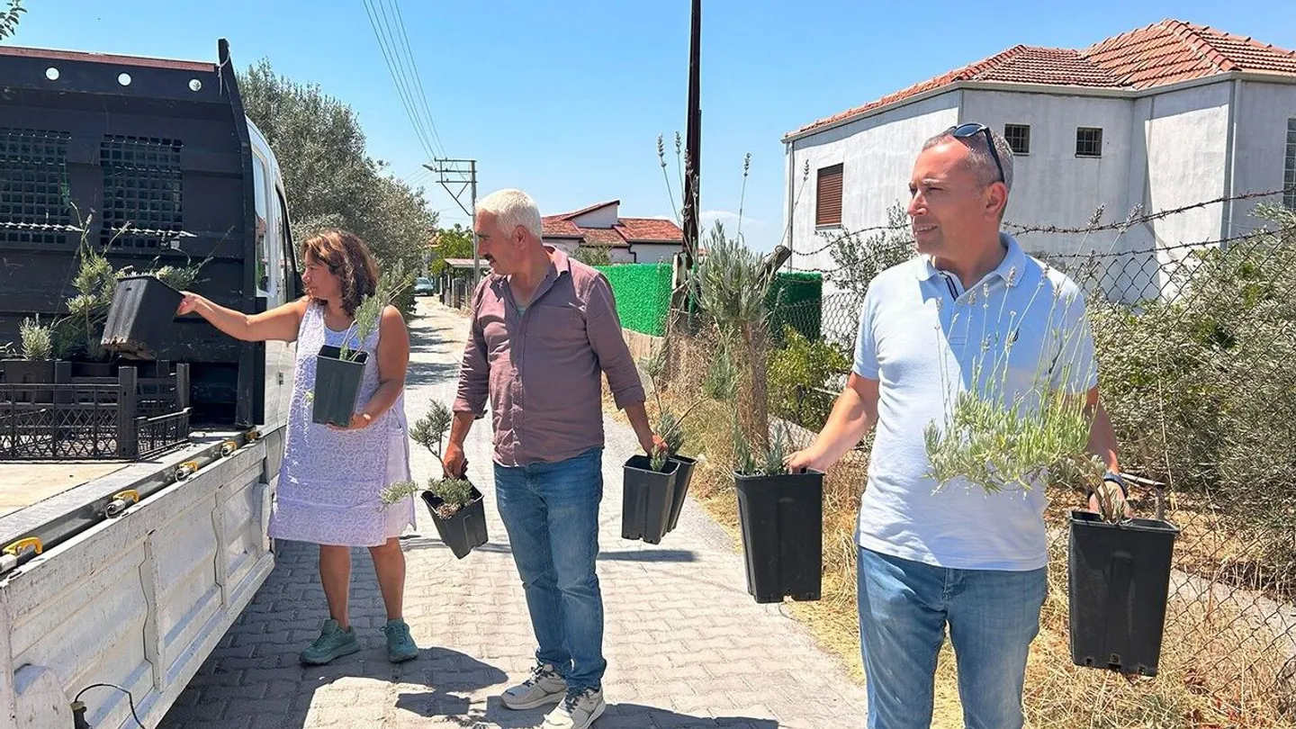 Bornova'da tarıma can suyu: Üreticiye tam destek ve teknik danışmanlık seferberliği