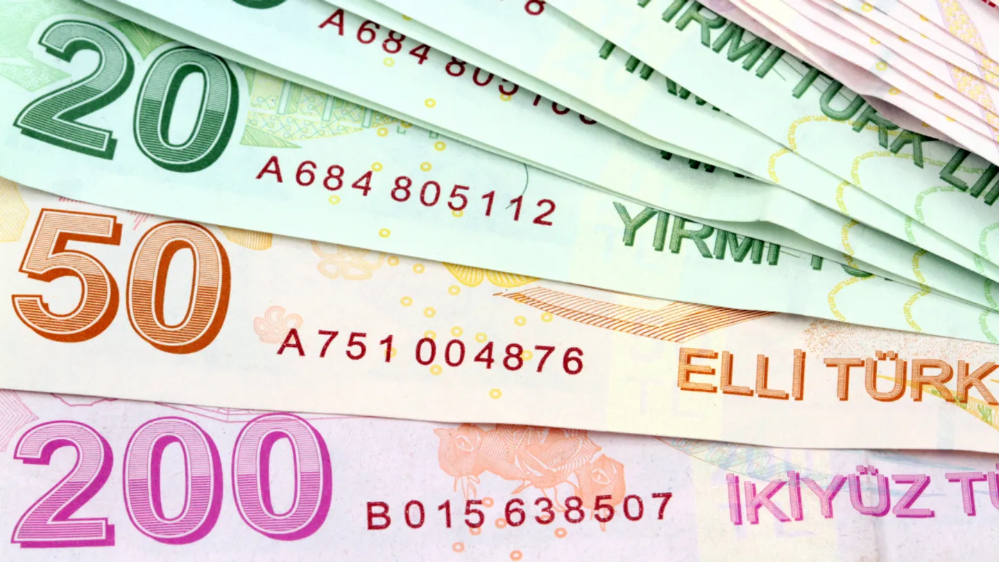 Hazine'nin tahvil ihalesinde faiz yüzde 41,99 oldu
