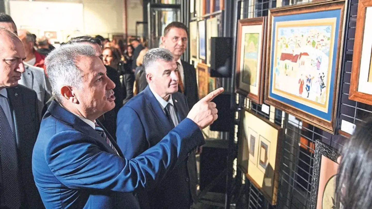 İzmir’de Festival Coşkusu Başladı! 303 Etkinlik, 110 Lezzet Noktası ve Yıldız İsimler