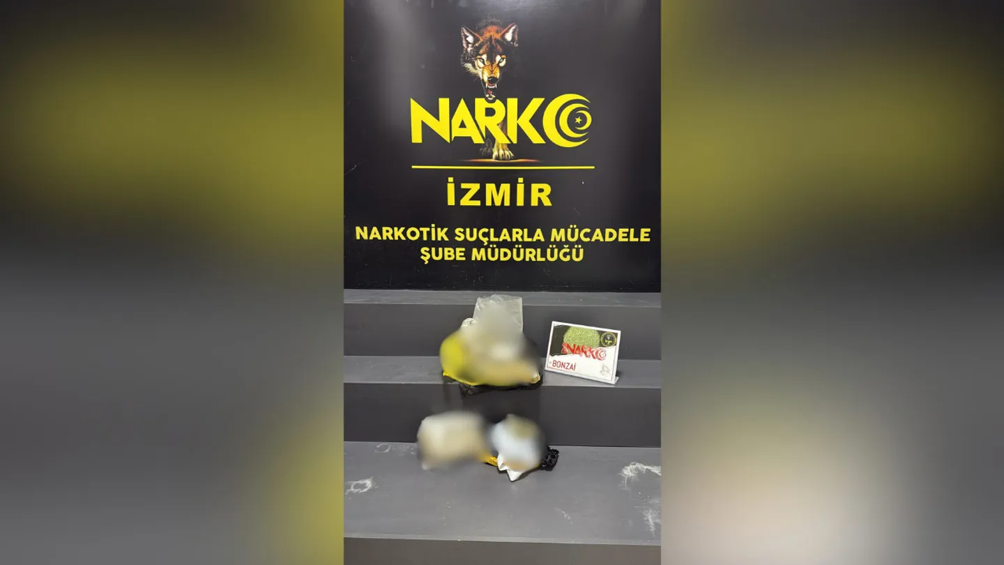 İzmir’de uyuşturucu operasyonu: Poşetten 1 kilo 950 gram bonzai çıktı