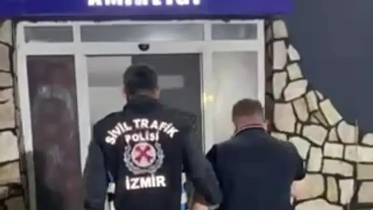 İzmir’de drift atan sürücüye ağır fatura! 140 bin TL ceza kesildi