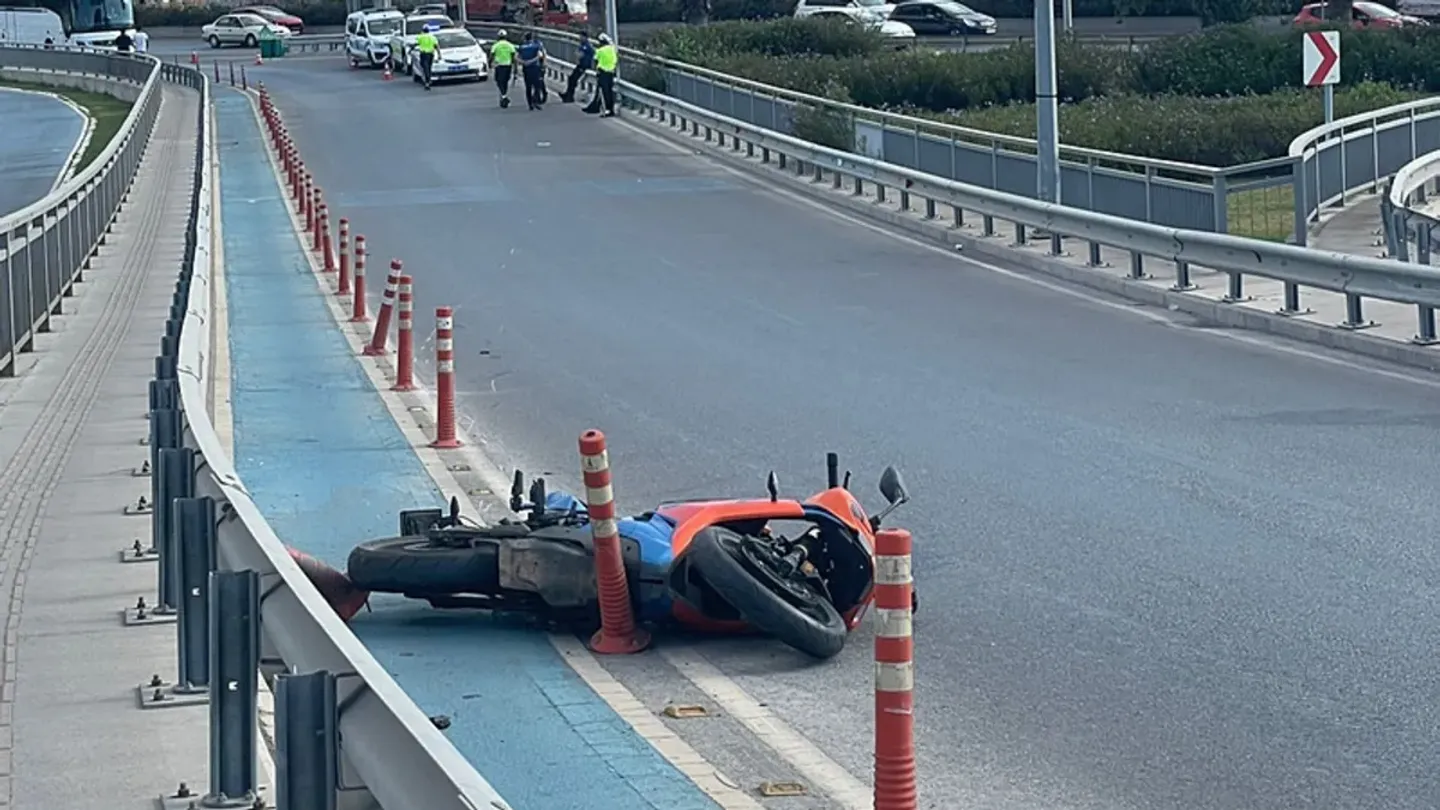 Bayraklı’da sabah saatlerinde feci kaza: 20 yaşındaki genç kız hayatını kaybetti