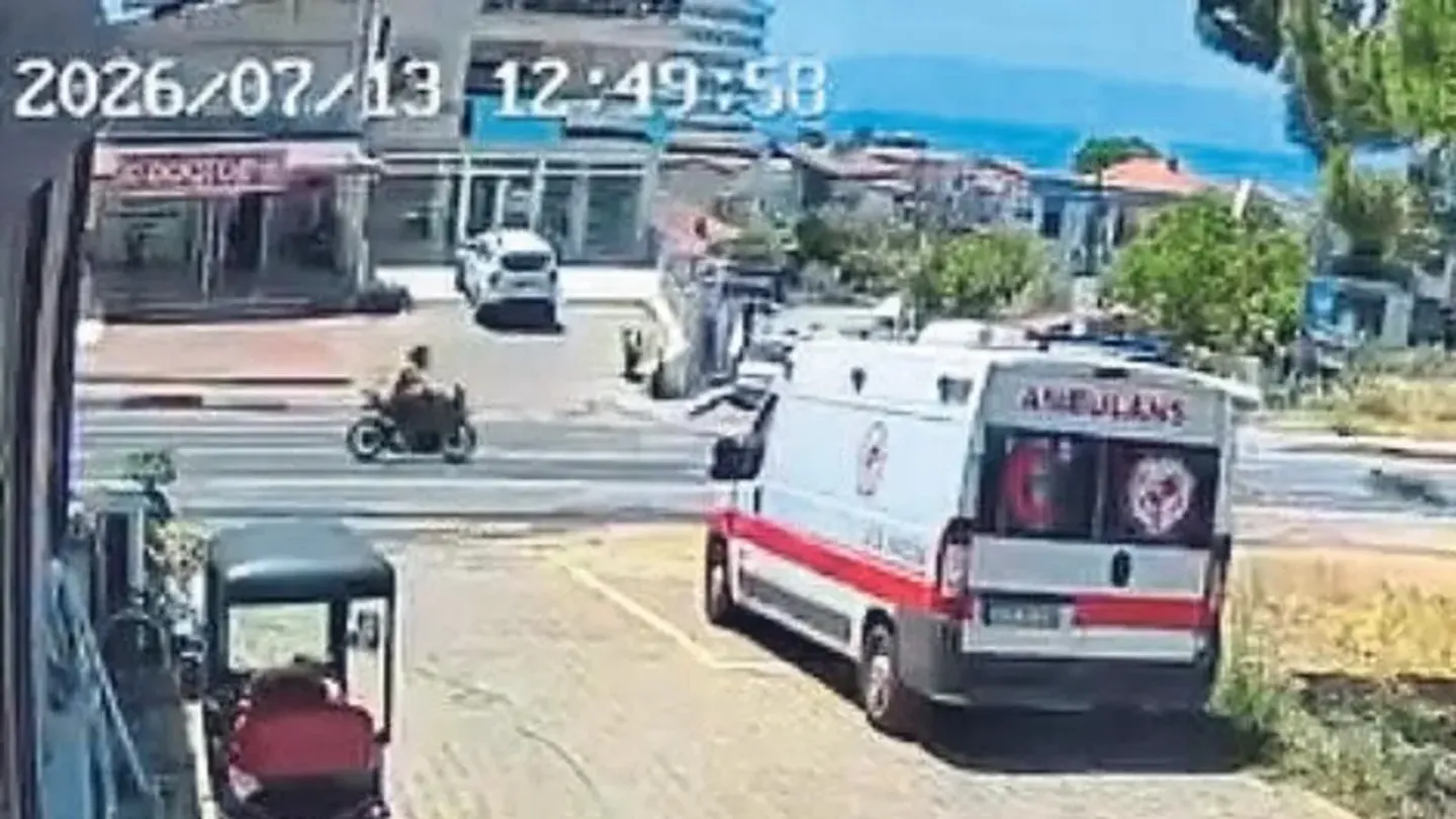 Motosikletlinin U dönüşü ölümle bitti