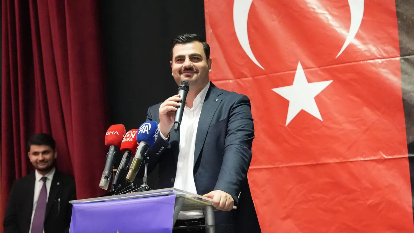 MLS Araştırması açıklandı: İzmir'de en sevilen Milletvekili Eyyüp Kadir İnan oldu