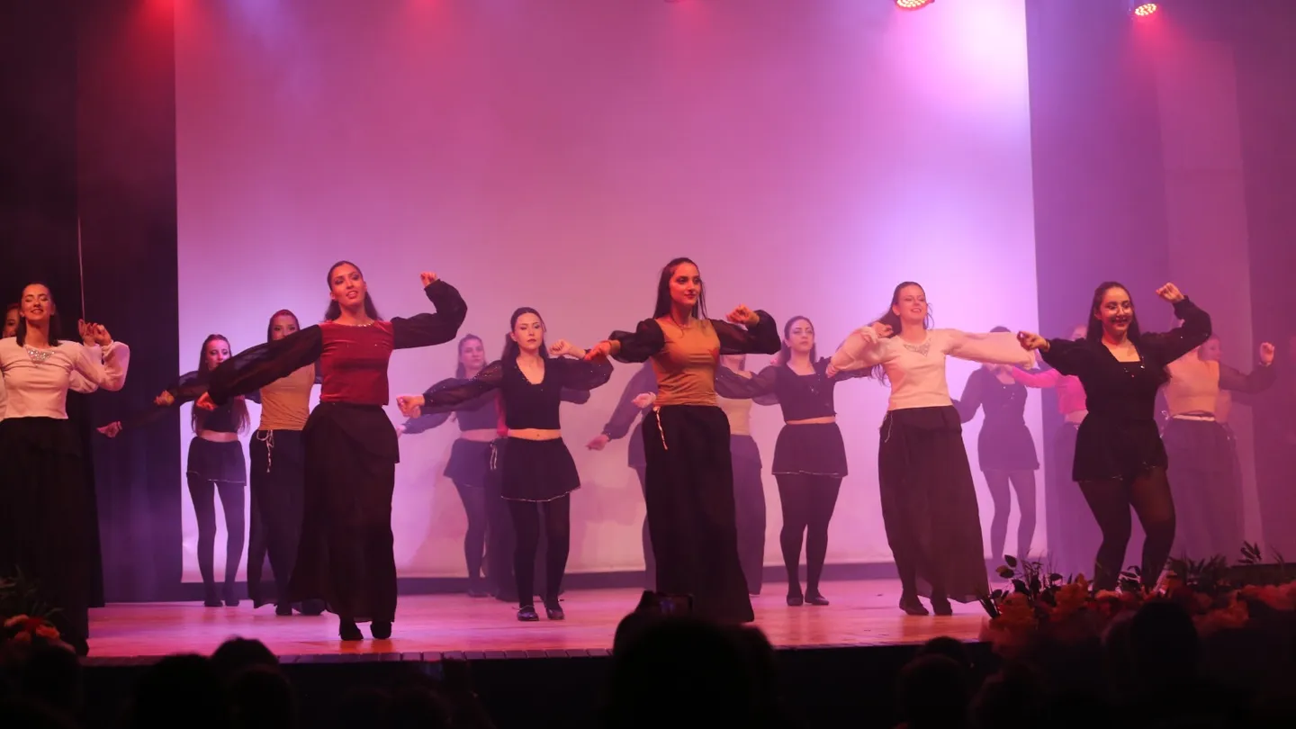 Karşıyaka’da gençlere ücretsiz halk dansları fırsatı: Kayıtlar başladı