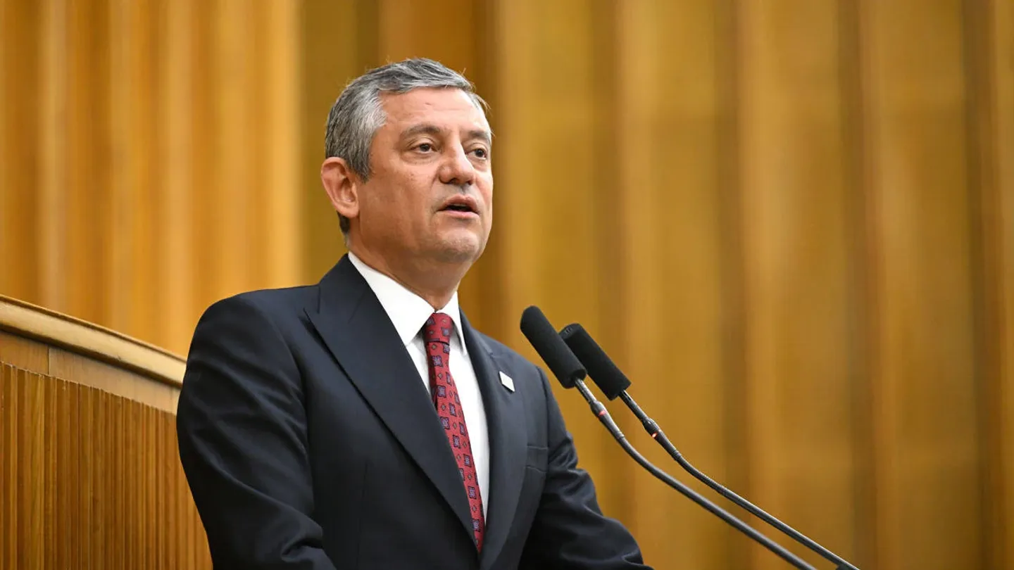 Özgür Özel’den Başakşehir’deki okul saldırısı açıklaması: “Devlet sorumluluğu yerine getirilmedi”