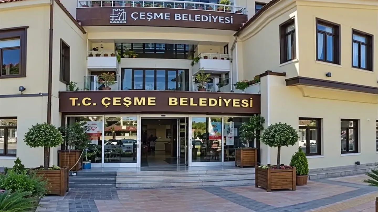 Çeşme Belediyesi’nde rüşvet soruşturması: 70 bin TL’lik pazarlık kamerada