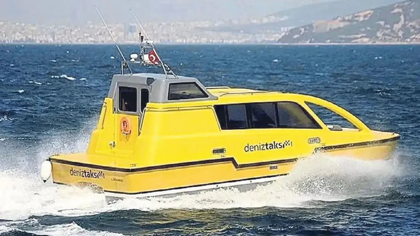 İzmir Körfezi’nde deniz otobüsü dönemi! Bostanlı-Üçkuyular arasında deneme seferleri başladı