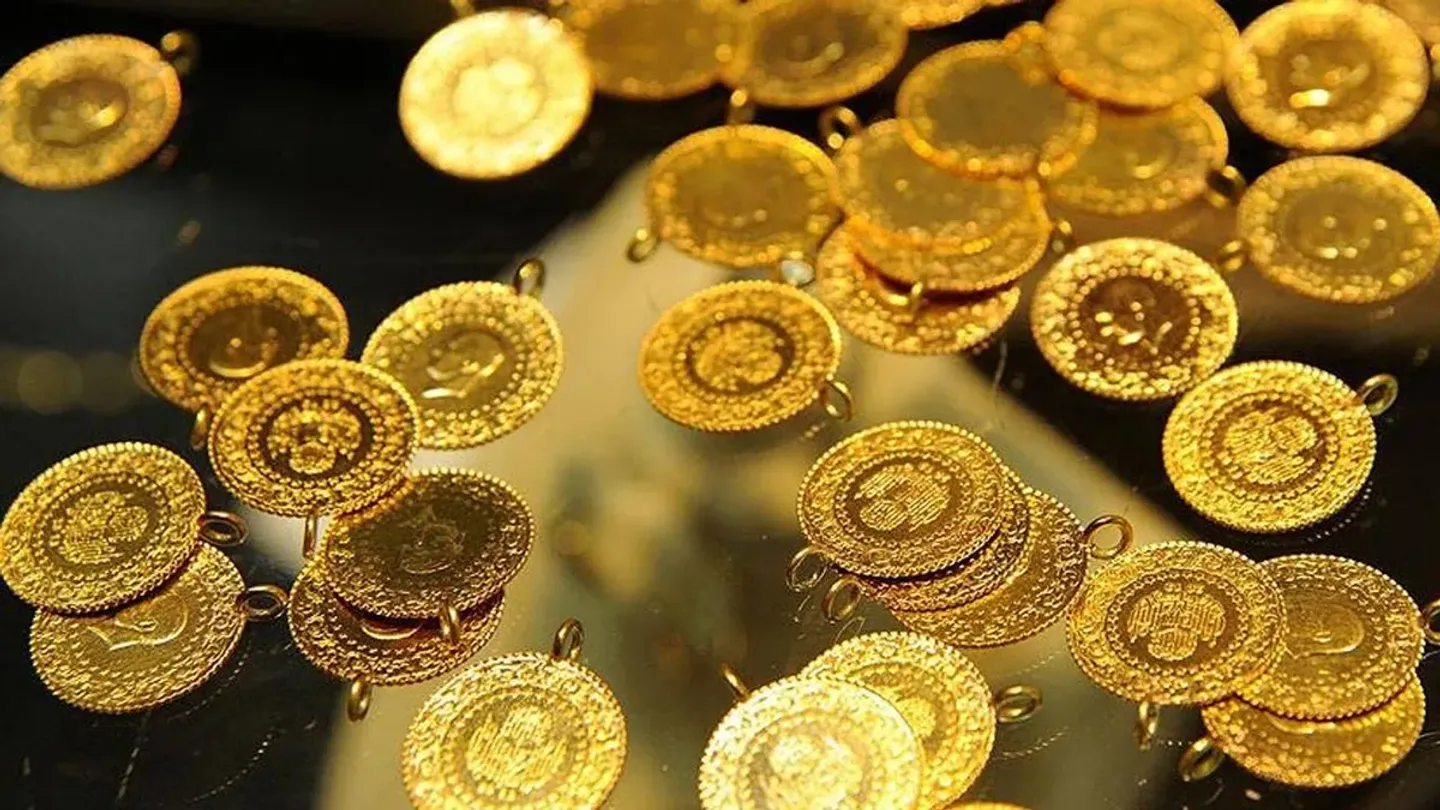 Seferihisar’da sahte altın oyunu: Kuyumcuyu 68 bin TL dolandırdılar
