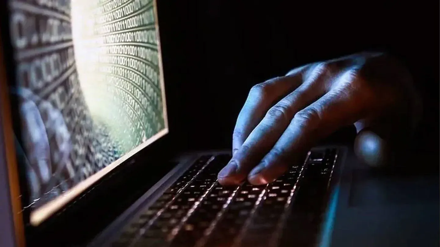 İzmir dahil 22 ilde siber operasyon! 137 tutuklama, 864 internet adresine engel kararı