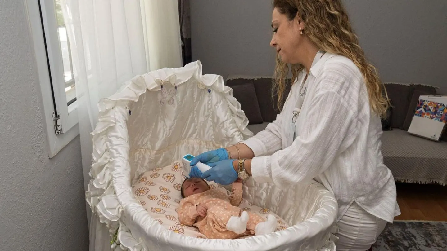 İzmir Büyükşehir'den anne ve bebeklere kapsamlı destek!