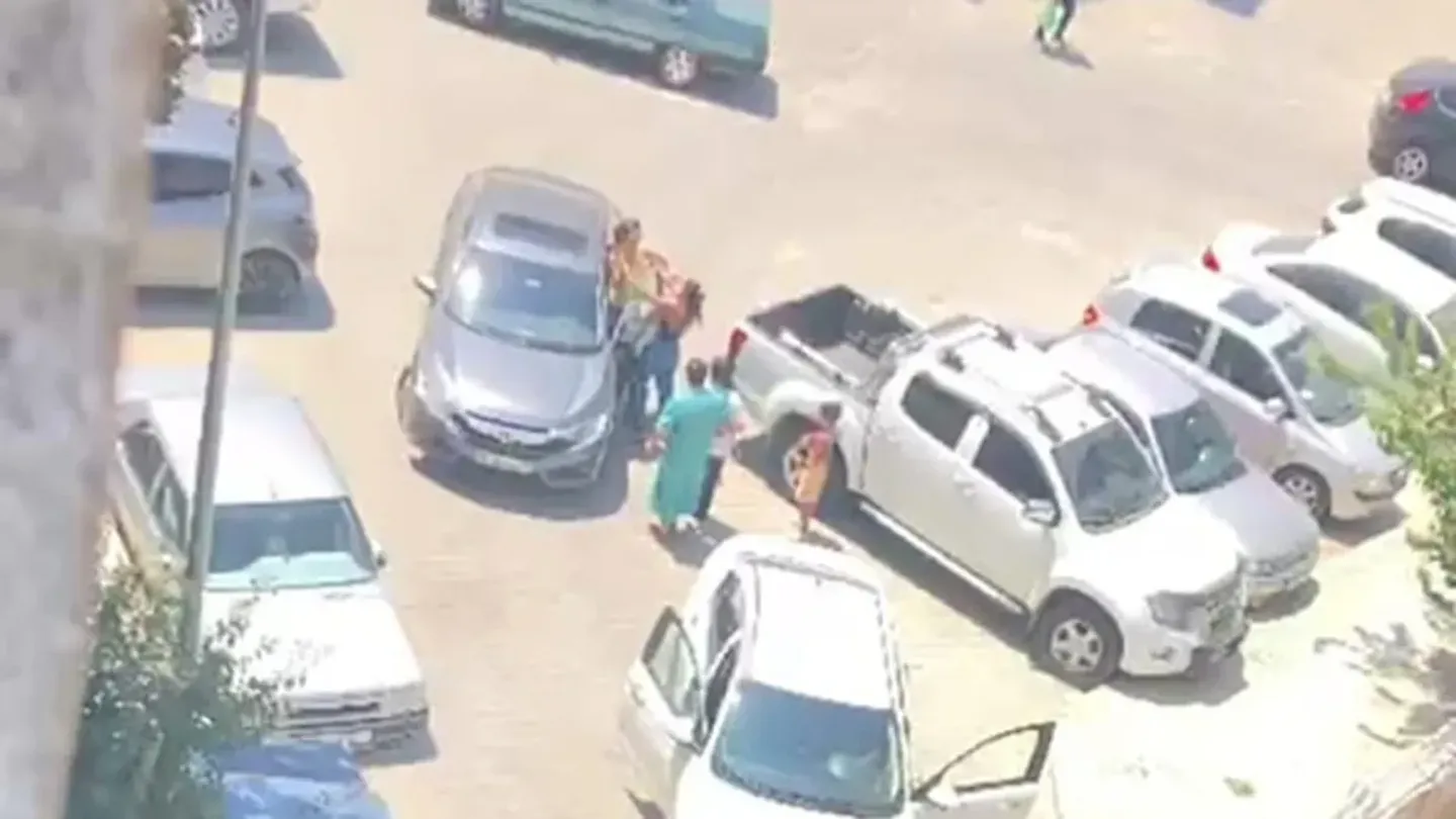 İzmir’de Trafikte Yol Verme Kavgası Kamerada! Faturası 540 Bin TL Oldu