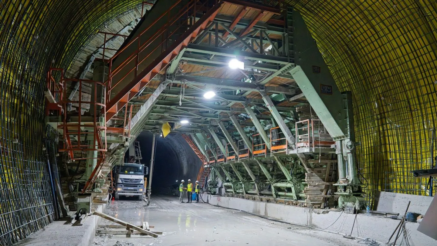 Buca-Bornova Arası Trafikte Yeni Dönem! 45 Dakikalık Yol 10 Dakikaya İnecek